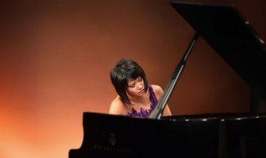 Ein Abend der Virtuosität: Yuja Wang und Víkingur Ólafsson im Goldenen Saal.