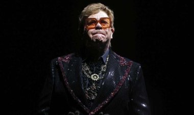 Elton John’s "Step into Christmas" Strikes Platinum Gold 50 Years Later.